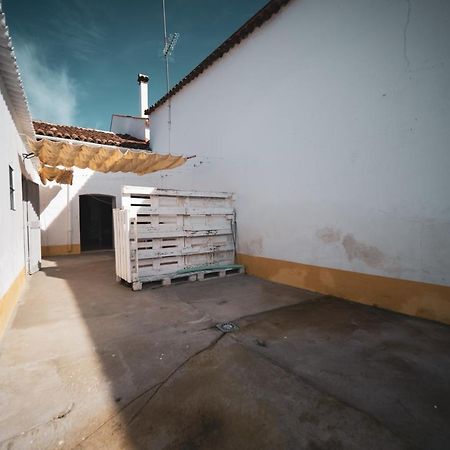 Alojamiento Rural Antigua Fragua El Real de la Jara Exteriör bild